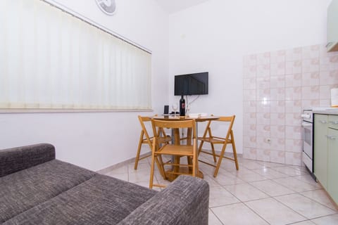Apartment Ivica - Unit 373339-13