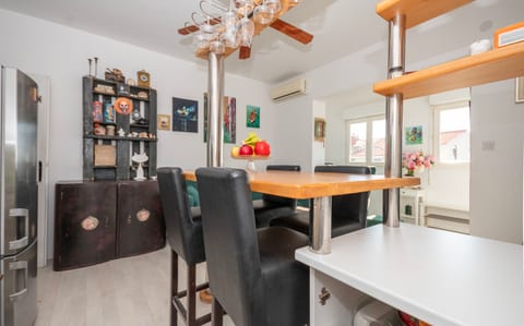 Apartment Renko - Unit 373345-13