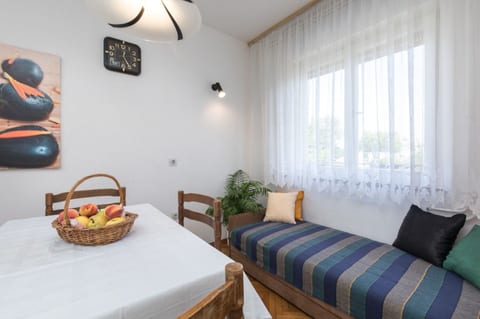 Apartments Kate - Unit 373350-13