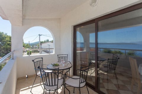 Apartment Sanda - Unit 373375-13