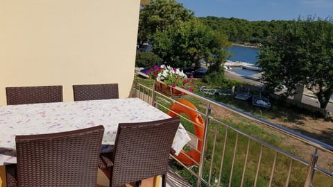 Apartment Zvone - Unit 373388-13