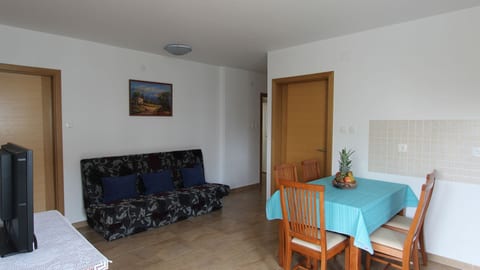 Apartments Ema - Unit 373409-13