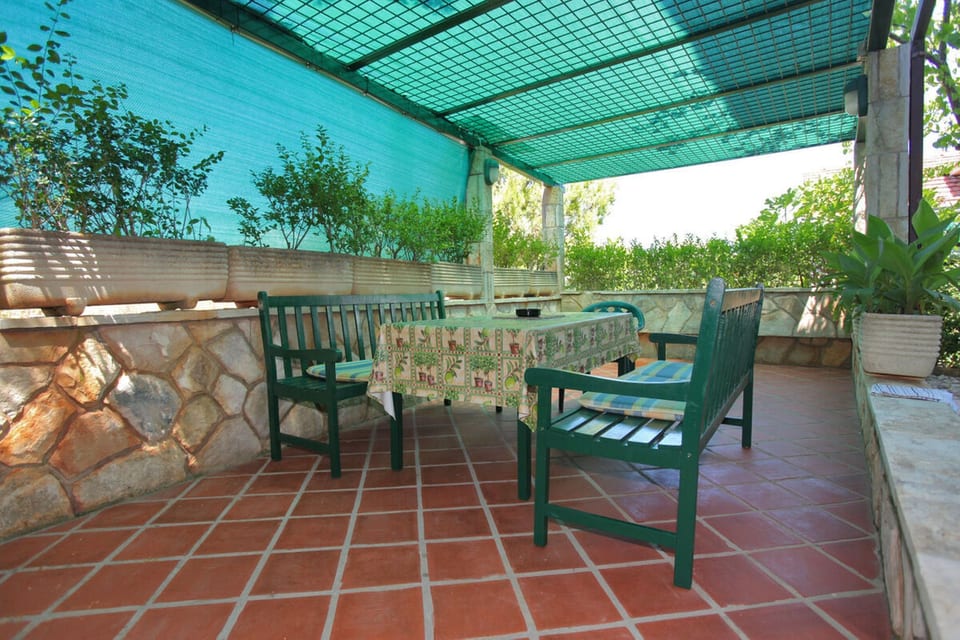 Apartments Jole - Unit 373438-13