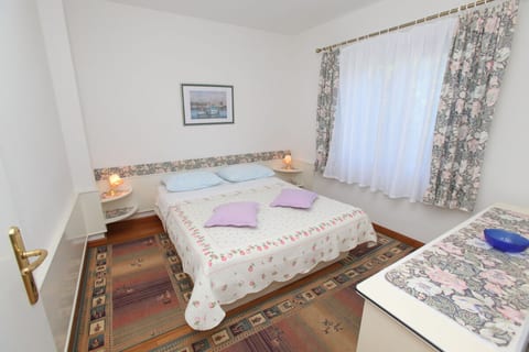 Apartments Jole - Unit 373438-13
