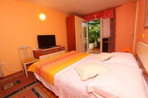 Apartments Jole - Unit 373439-13