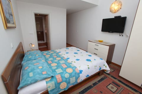 Apartments Jole - Unit 373443-13