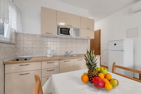 Apartments Anka - Unit 373456-13