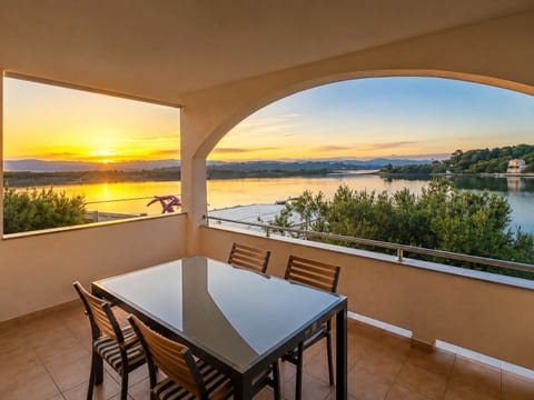 Apartments Ivo - Unit 373478-13