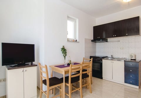 Apartments Ljuba - Unit 373486-13