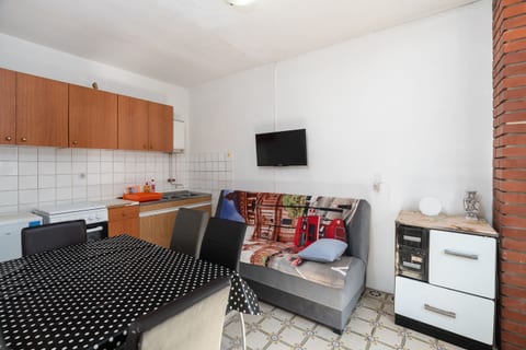 Apartment Sunny - Unit 374068-13