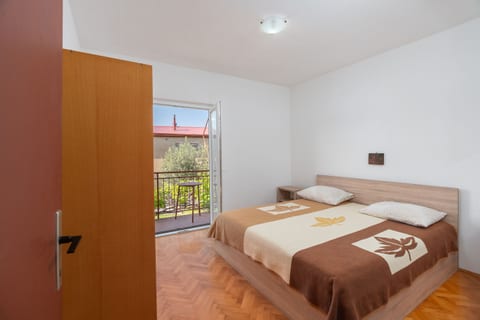 Apartment Sunny - Unit 374068-13