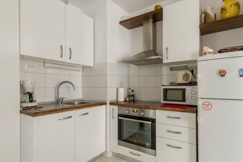 Apartment Deni - Unit 373502-13