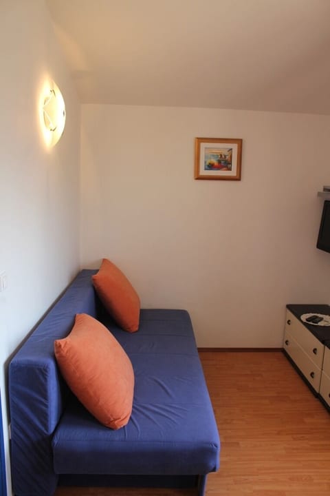Apartments Ante - Unit 373512-13