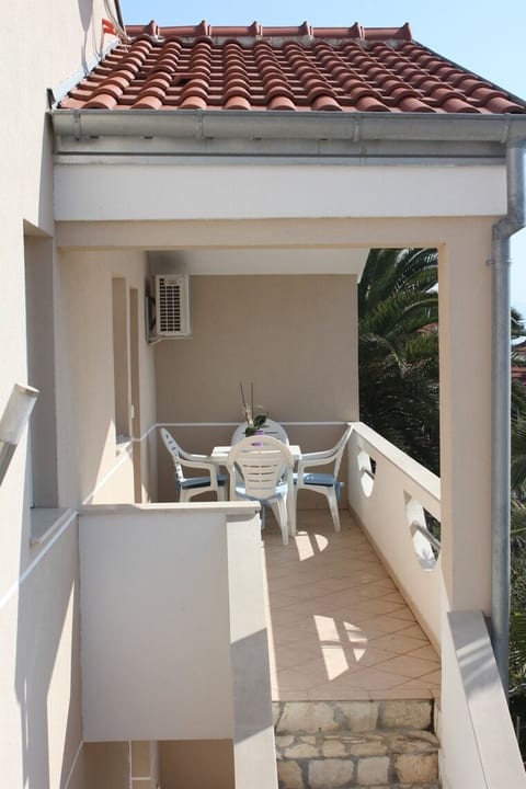 Apartments Ante - Unit 373512-13