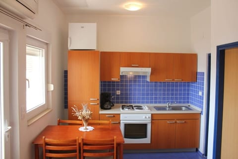 Apartments Ante - Unit 373512-13