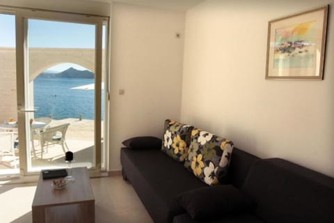 Apartment At the sea - Unit 373540-13