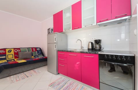 Apartment Tom - Unit 373547-13
