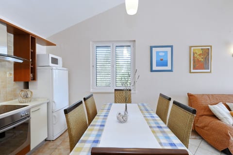 Apartments Suzana - Unit 373548-13