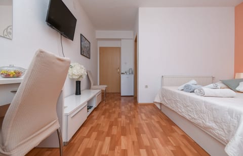 Apartments JoviZe - Unit 373552-13
