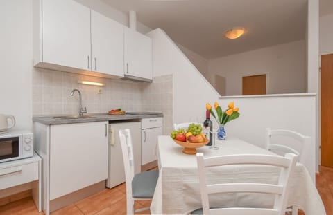 Apartments JoviZe - Unit 373728-13