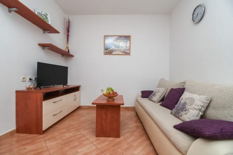 Apartments JoviZe - Unit 373729-13
