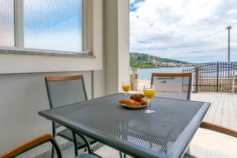 Apartments Villa J i M by the sea - Unit 202516-5