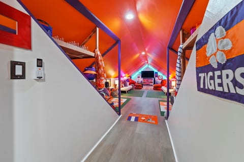 Clemson Tiger Den Retreat | Fun, Peaceful, Quiet & Relaxing