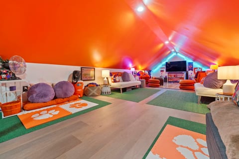 Clemson Tiger Den Retreat | Fun, Peaceful, Quiet & Relaxing