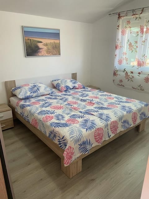 Apartment Sandra - Unit 373577-13