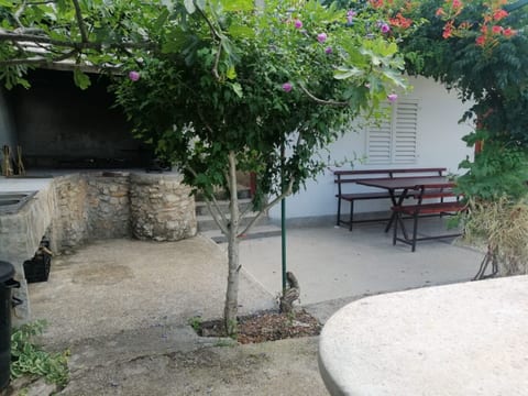 Apartment Anka - Unit 373717-13