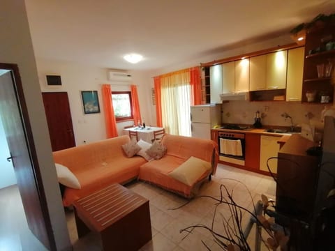 Apartment Goran - Unit 373613-13
