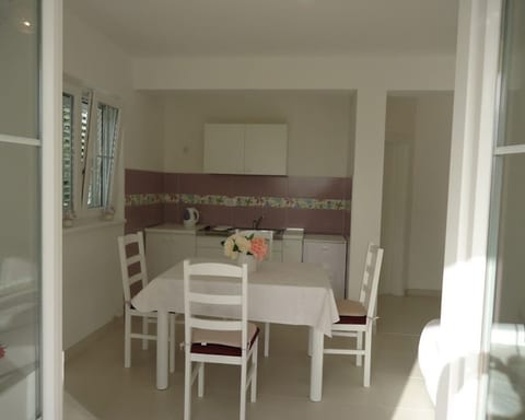 Apartments Mirjana - Unit 373638-13