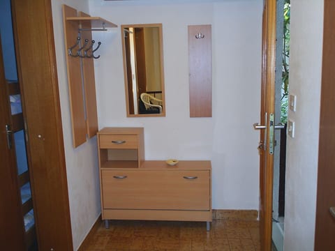 Apartment Kate - Unit 373648-13