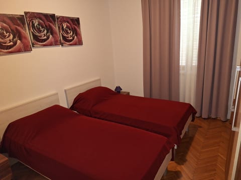 Apartment Roland - Unit 373654-13