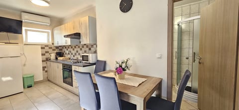 Apartments Makic - Unit 373656-13