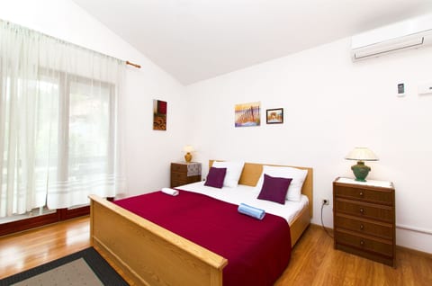 Apartments Neva - Unit 373659-13