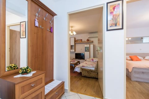 House Josip - Unit 373680-13