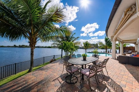 Dining Waterside