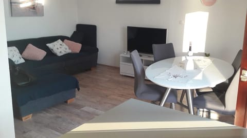 Apartments Antonia - Unit 373740-13