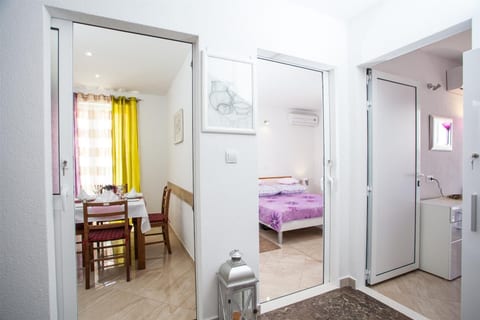 Apartment Rilka - Unit 373754-13