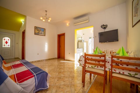 Apartments Saga 2 - Unit 373771-13