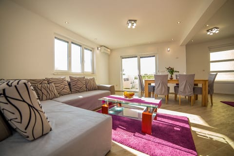Apartments Saga 2 - Unit 373773-13