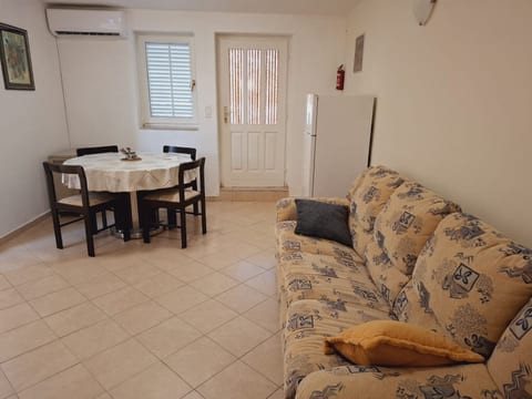 Apartments Mario - Unit 373780-13