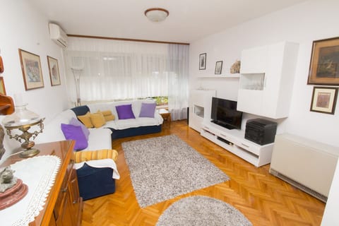 Apartment Jerko - Unit 373792-13