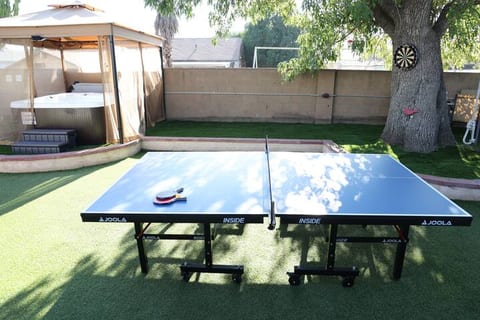 4 BR Charming Retreat Near Burbank Airport