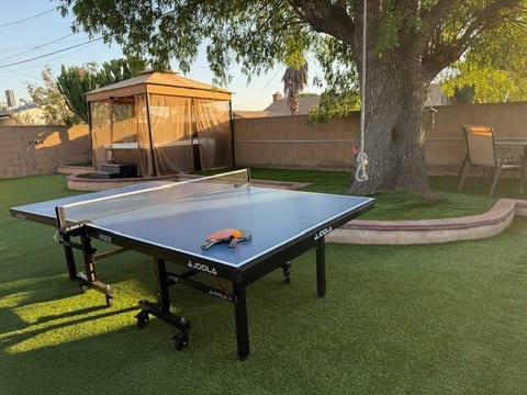 4 BR Charming Retreat Near Burbank Airport