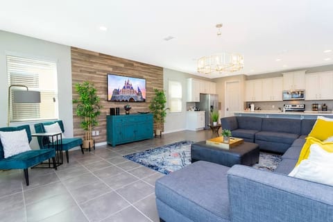 Orlando Resort Home✦Sleeps 24
