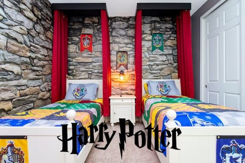 Orlando Resort Home✦Sleeps 20