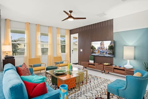 Orlando Resort Home✦Sleeps 21