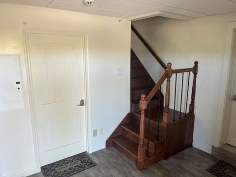 Beautiful Room Just Waiting for You (POOL IS CLOSED)